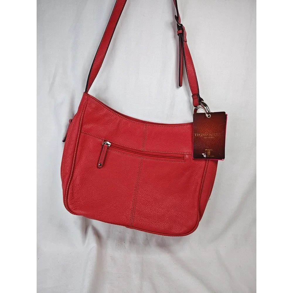 Tignanello Tomato Red Leather Simply Stated Crossbody Bag Purse NWT T82405